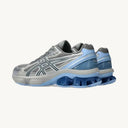 ASICS סניקרס בצבע GREY - תמונה 6