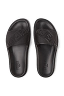 7X1377ABO2 נעליים פנדי BLACK FENDI